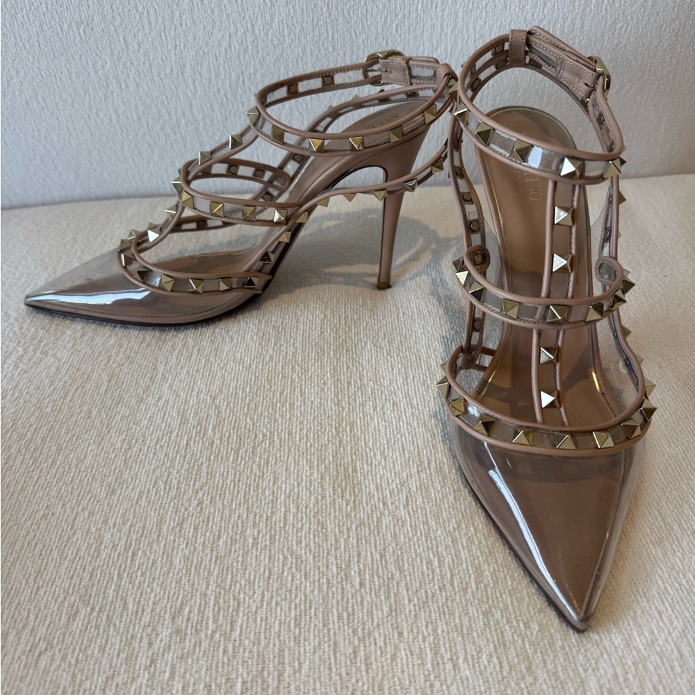 Valentino Gold Rockstud and transparent pumps - Picture 5 of 10
